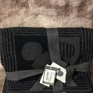 Mickey Disney Collection by Barefoot Dreams Scarf Colors: Black and Gray NWT